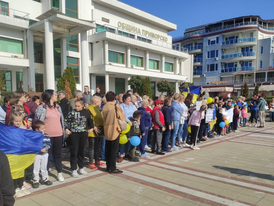Украинските бежанци реват за хотели в Приморско, местните жители са бесни: Те завзеха всичко!