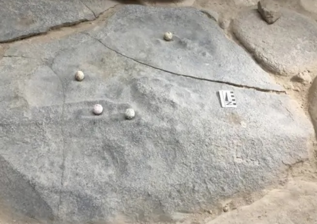 Учените разгадават мистерията на древните камъни, открити на гръцки острови