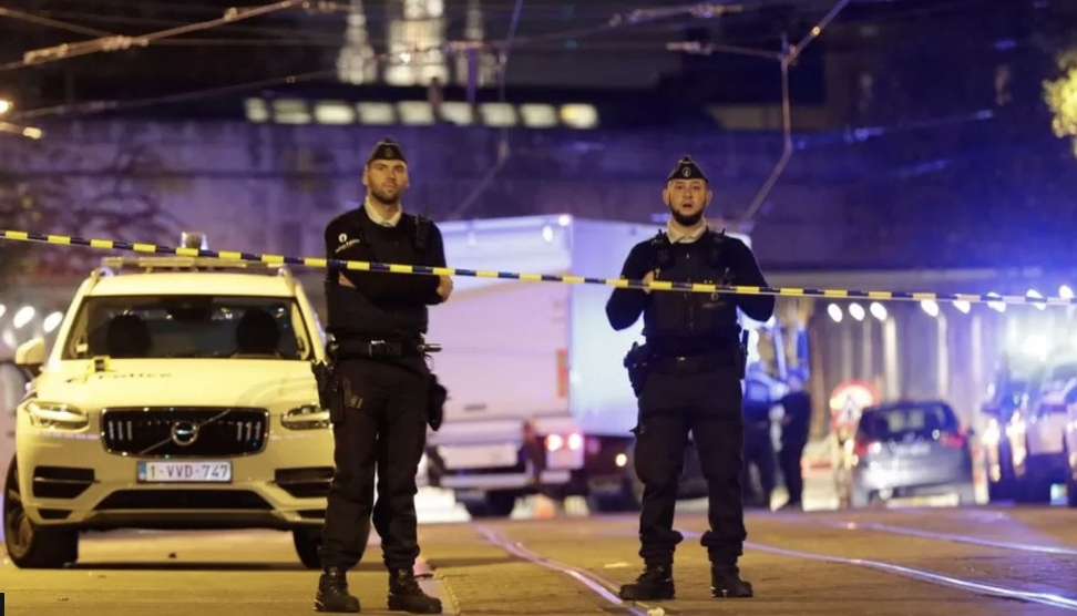Кървав ужас в Белгия, има убит полицай