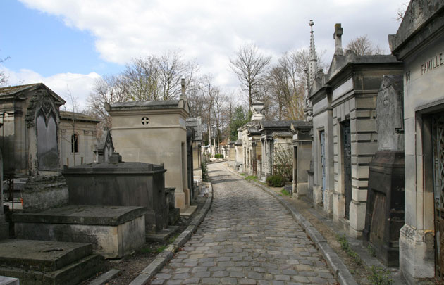 Зловещо: Това гробище привлича туристи от целия свят, за да се снимат СНИМКИ 