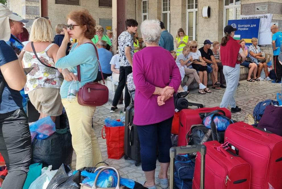 Хотелиерите по морето си скубят косите заради украинските бежанци 