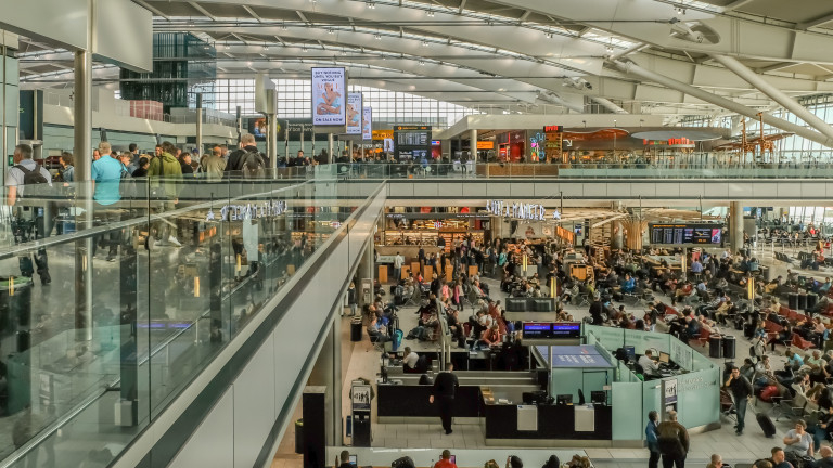 Мащабна стачка парализира едно от най-големите летища в Европа