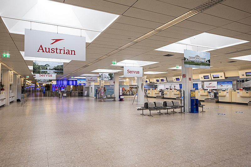Това австрийско летище ще ви накара да се почувствате като идиот СНИМКИ