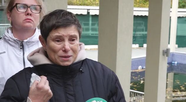Украинска бежанка плаче: Не пускат мъжа ми в хотела в Приморско ВИДЕО