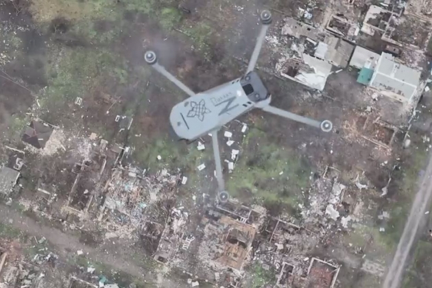 Руски и украински дронове се счепкаха в жесток въздушен бой над Донбас 