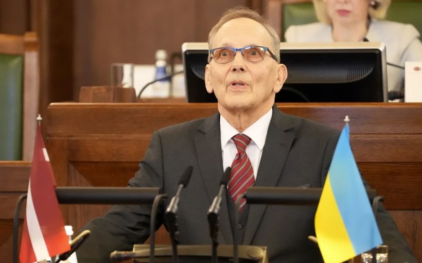 Латвийски политик: Руският език е диалект на украинския