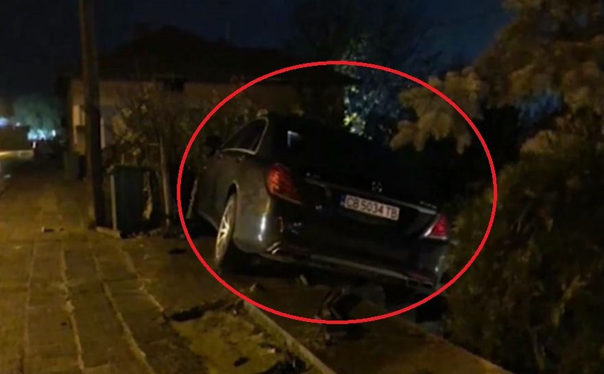 14-г. келеш взе скъпарската кола на дядо си и направи голяма беля посред нощ в Пловдивско ВИДЕО
