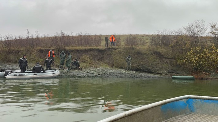 Издирването на рибарите край Бургас: Спасителните екипи тръгват по нова следа