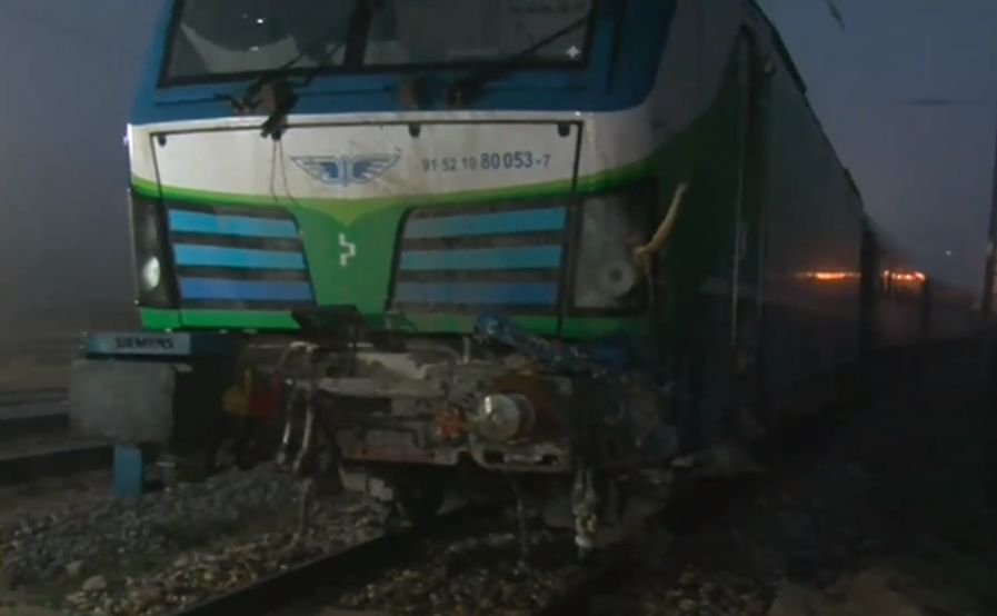 Последни новини за страшния инцидент с влак на Подбалканската линия ВИДЕО