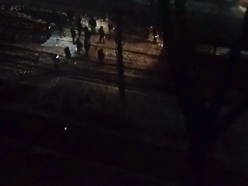 В Киев излязоха да протестират срещу липсата на ток и се чу команда: Смажете ги ВИДЕО