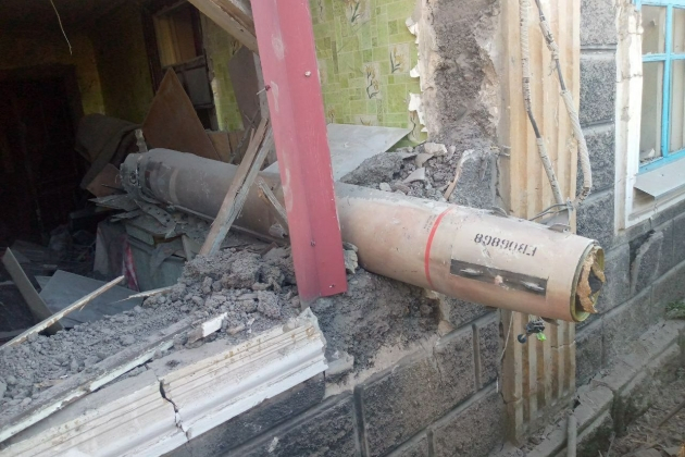 Инфарктно: Крилата US ракета AGM-88 HARM влетя право в жилищна сграда в Донбас, но... ВИДЕО