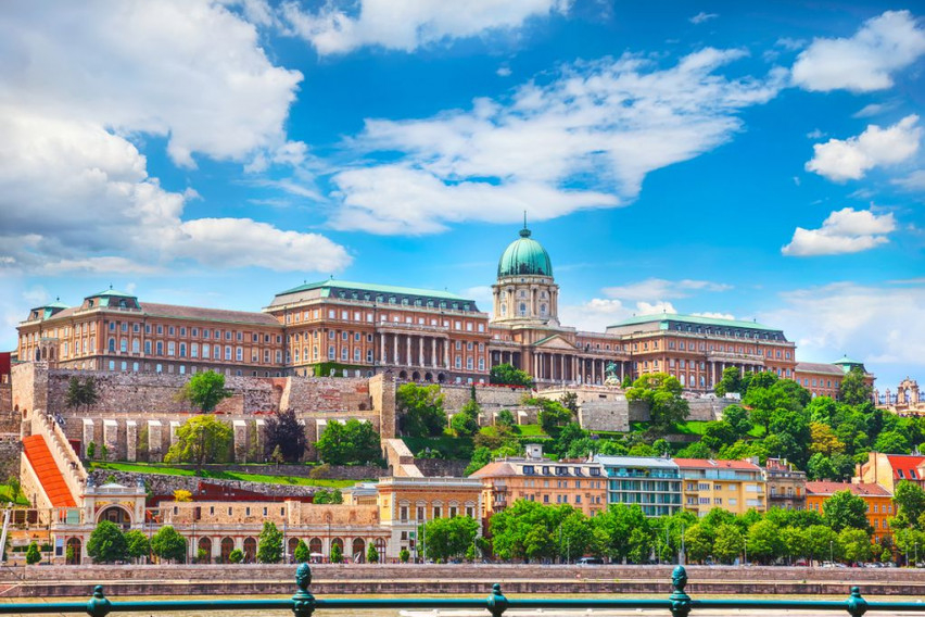 Супер евтина ваканция в Европа: 5 страхотни града, в които парите ви струват много повече