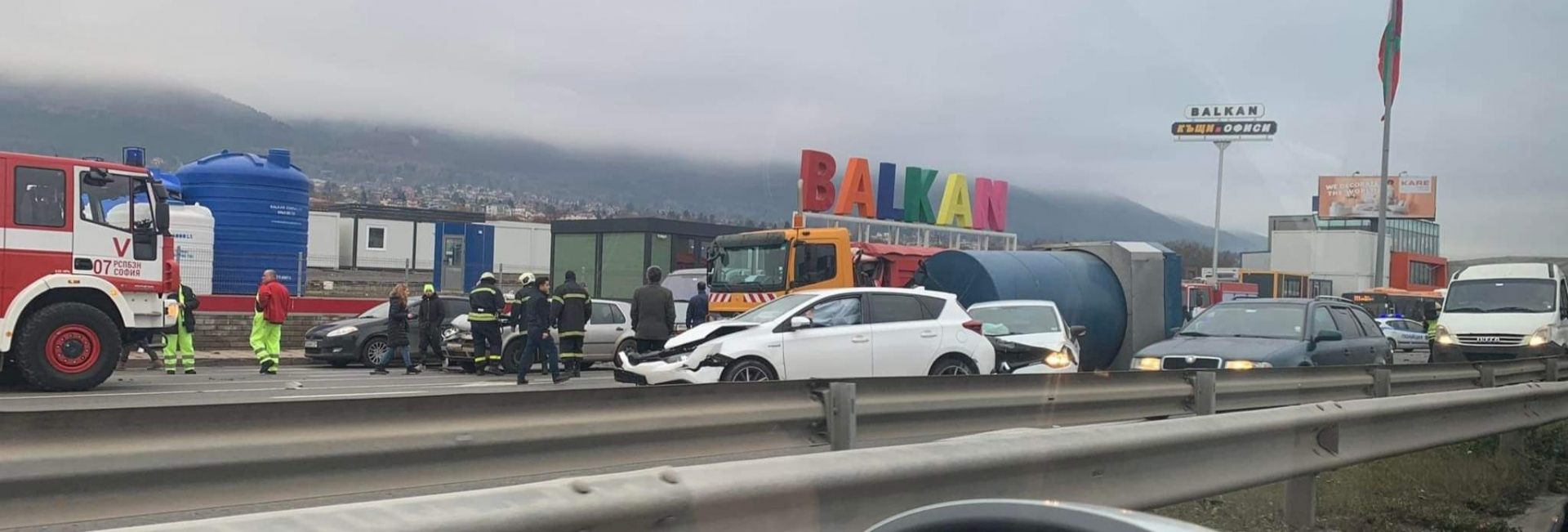 В София е като на война! Невиждан ад на Околовръстното, а в тунела за "Люлин"... ВИДЕО