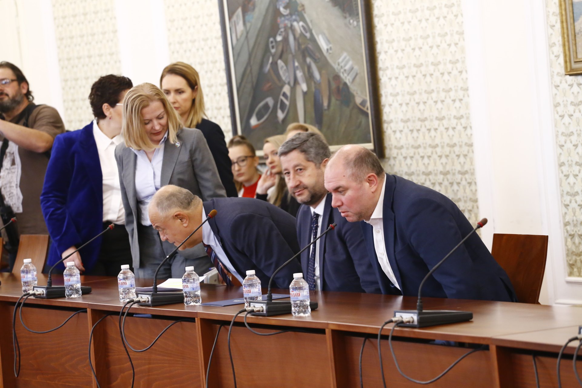 Проф. Габровски назова 3 причини ДБ да подкрепят кабинет на ГЕРБ, ето какво отговори Христо Иванов