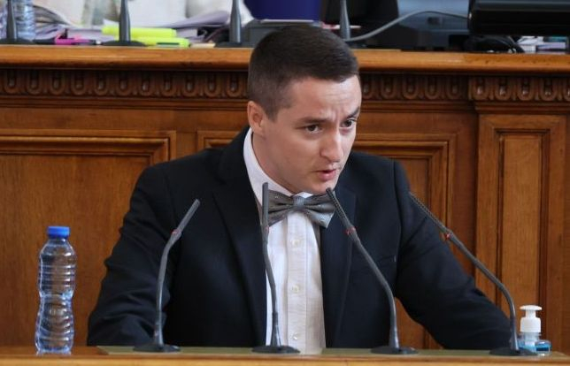 Огнян Минчев: Това е достатъчно основание да не гласувате за Божанков! Не ви ли е срам? 