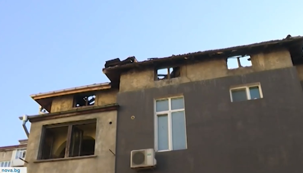 Полицията разследва две версии за пожара с три жертви в София ВИДЕО