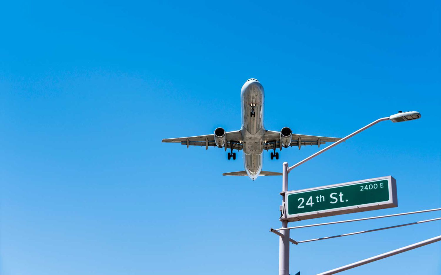 Любопитно: Защо пътническите самолети не се издигат над 12 километра?