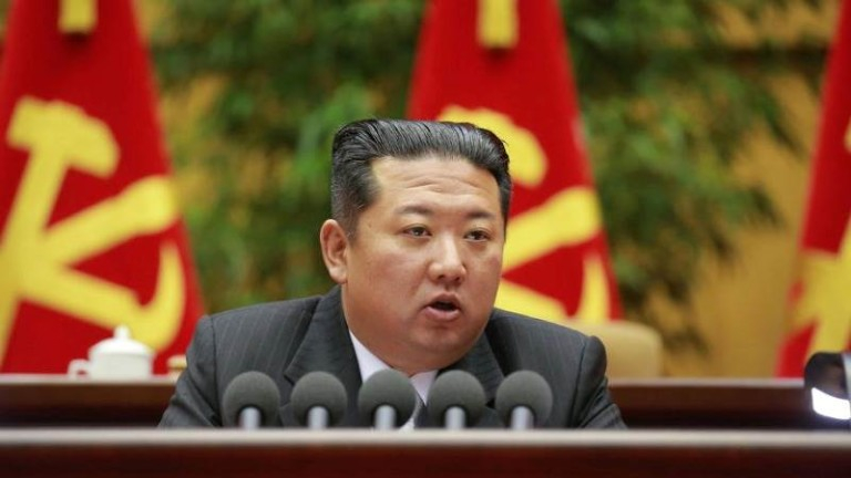 Ким Чен Ун със спешно нареждане към армията си