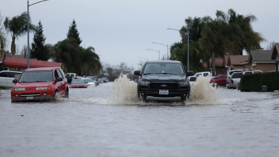 Рекордни валежи в Калифорния, задава се нова, по-мощна буря