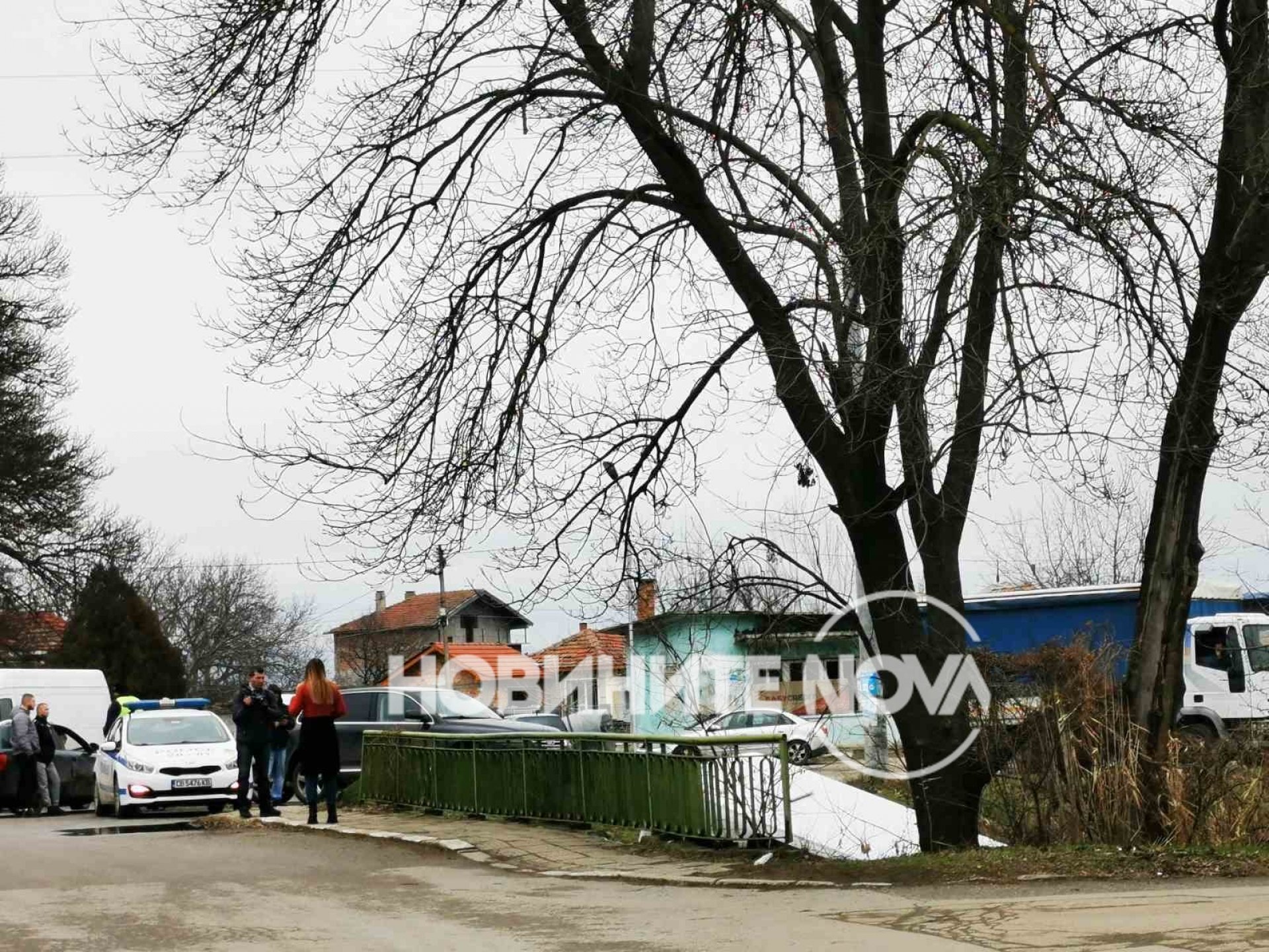 Извънредно! Автобус падна от мост в Сливенско СНИМКИ