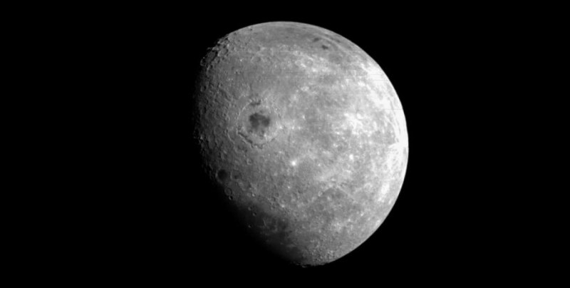 Нещо невиждано стана с Луната, за пръв път от 1000 години... СНИМКИ