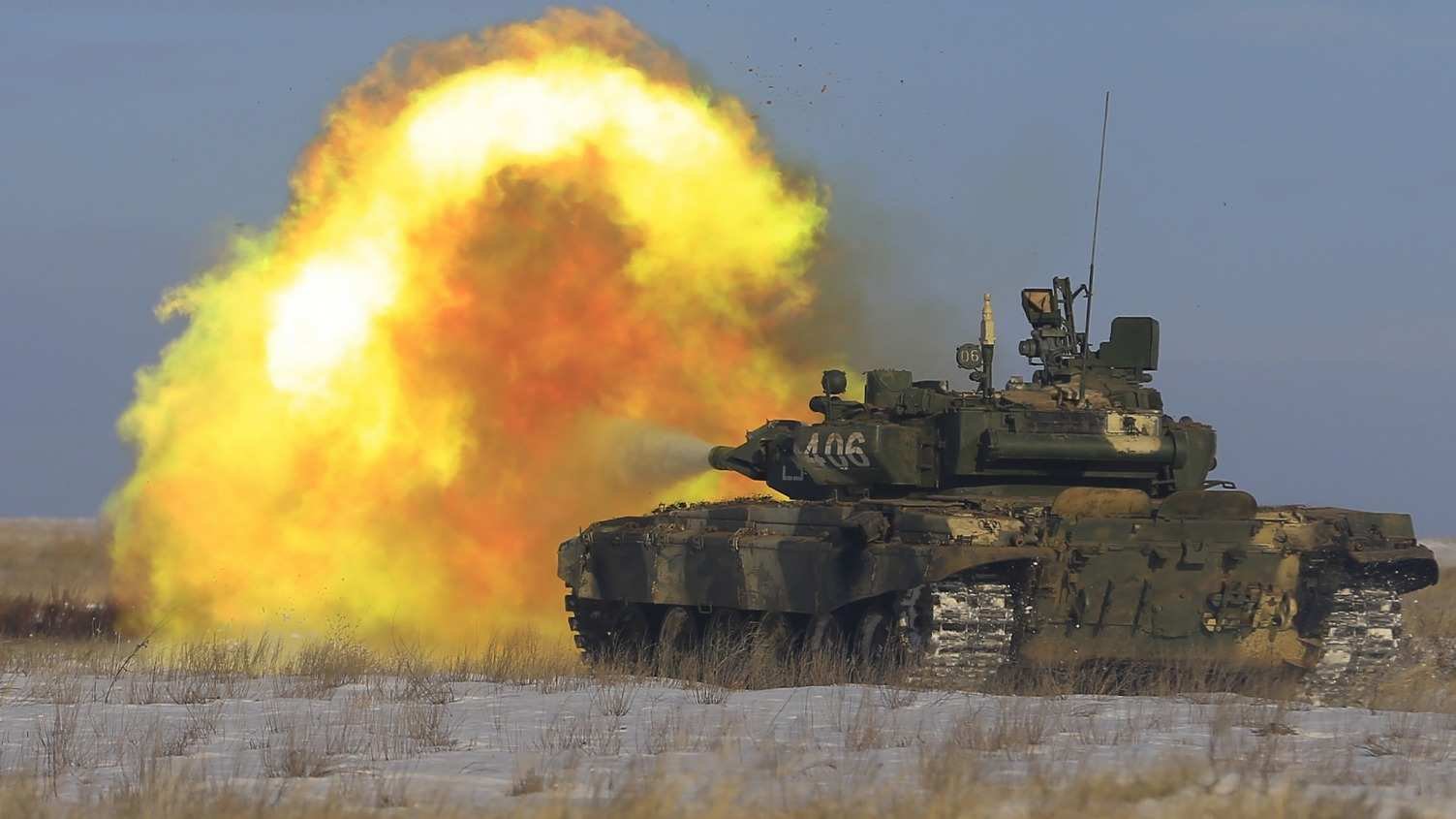 ВИДЕО от войната: Т-90 и БМП-3 успешно воюват на Донецкия фронт