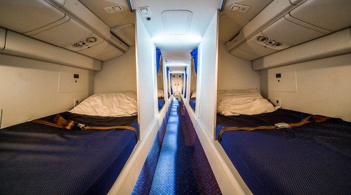 Голямата тайна за секретните спални на стюардесите вече е разкрита!