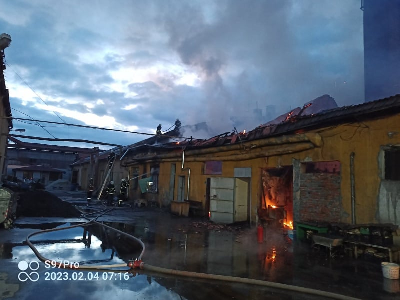 ЕКСКЛУЗИВНО: Смразяващи подробности за огнения ад в затвора в Пловдив СНИМКИ