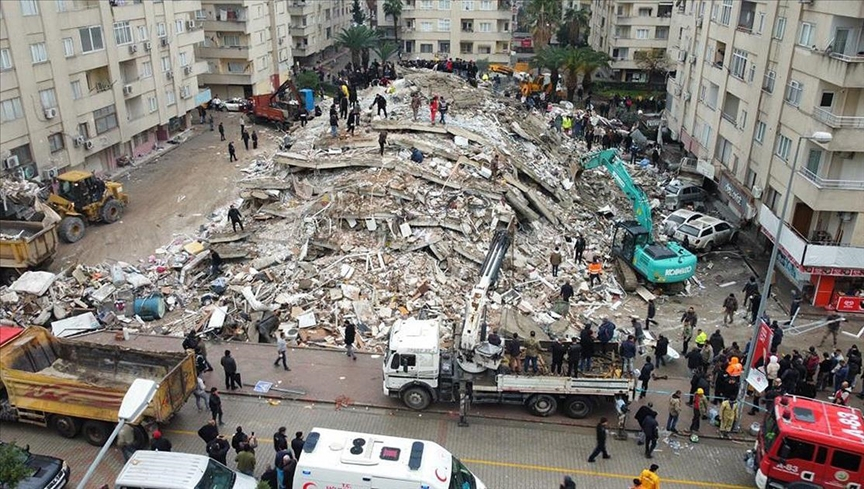 Извънредно! Ново силно земетресение в Турция СНИМКИ