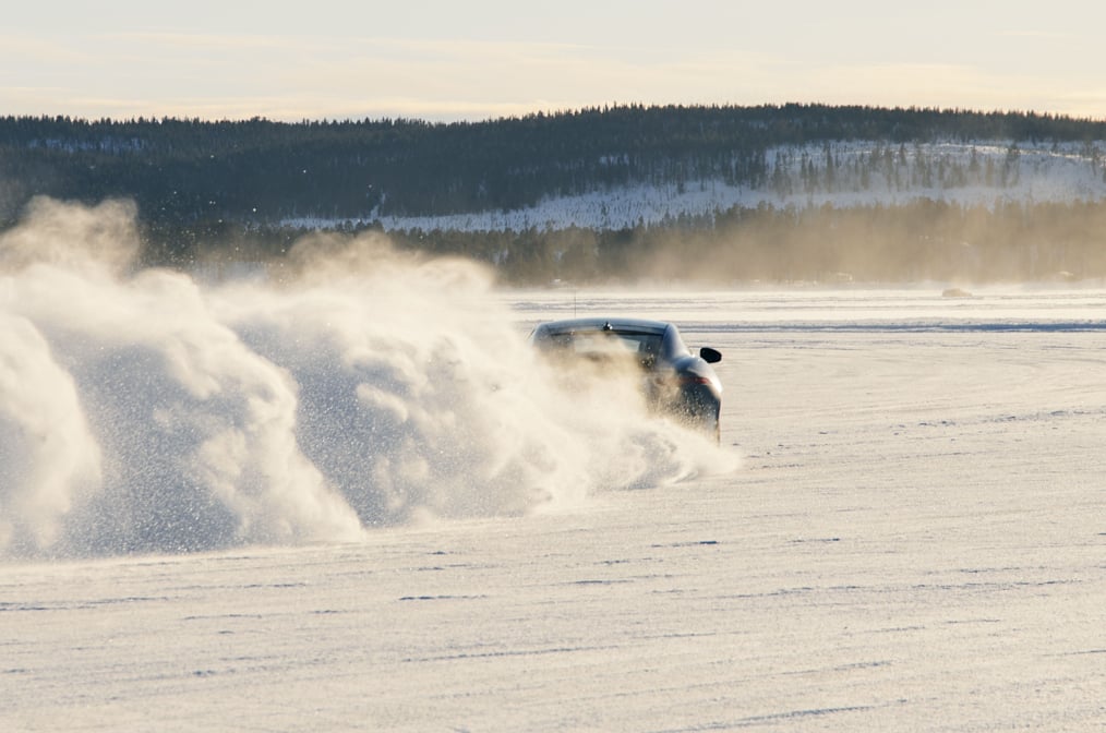 Jaguar Ice Academy предоставя истинско удоволствие от шофирането в сърцето на замръзнала Швеция 