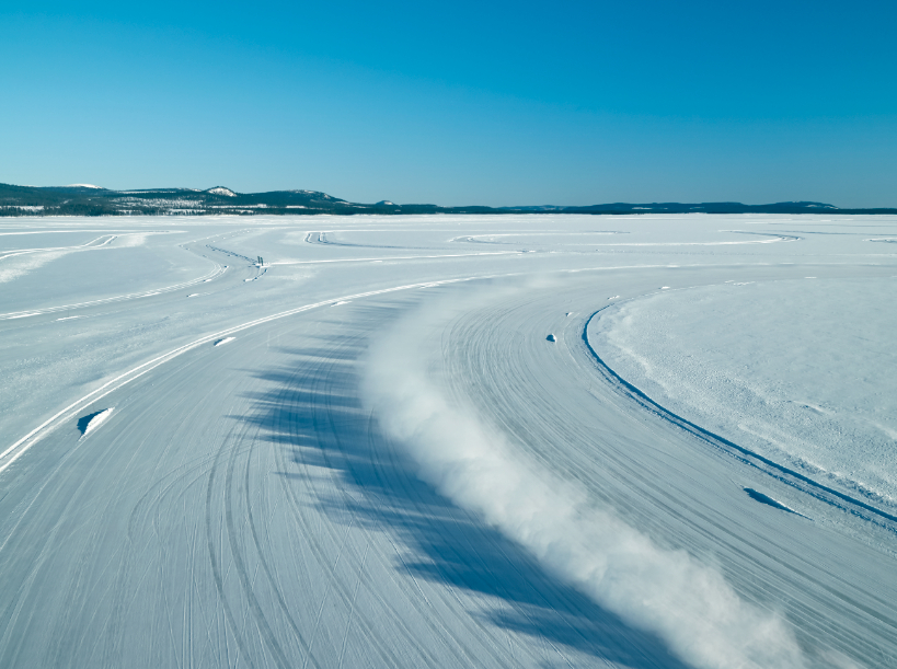 Jaguar Ice Academy предоставя истинско удоволствие от шофирането в сърцето на замръзнала Швеция 
