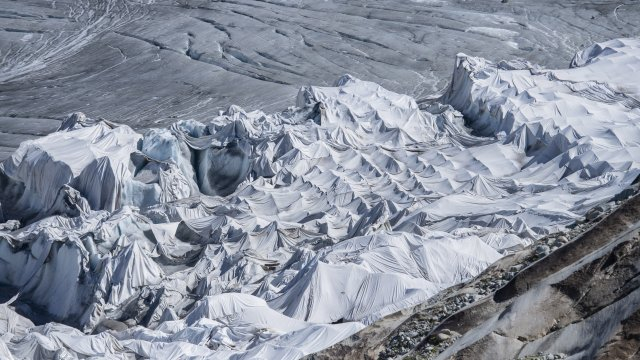 В разтопен ледник откриха тялото на турист, изчезнал през 1974 г.