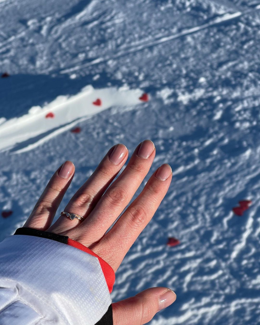 Красива сноубордистка никога няма да забрави какво й се случи под връх Тодорка СНИМКИ 
