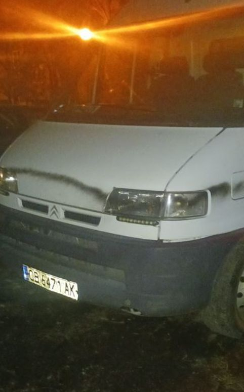 Шофьор паркира буса на грешното място в София - получи зловеща БЕЛЕЖКА и... СНИМКИ