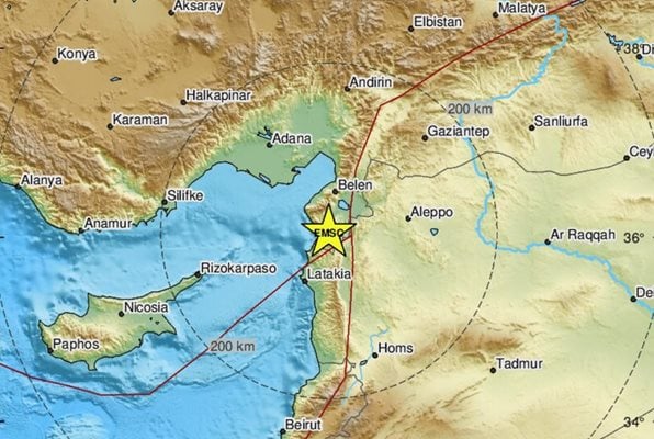 Нов силен трус разтърси фаталния окръг Хатай в Турция ВИДЕО