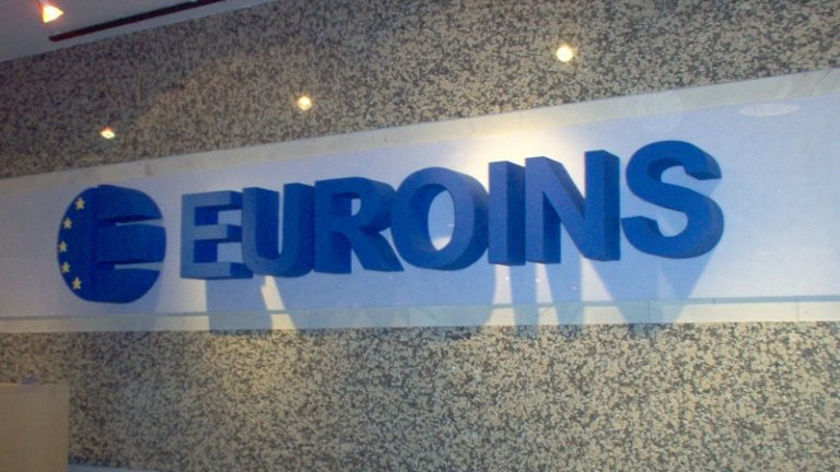 Изнудване: Група автосервизи иска от „Евроинс“ в Румъния по 3000 евро за оправяне на драскотина