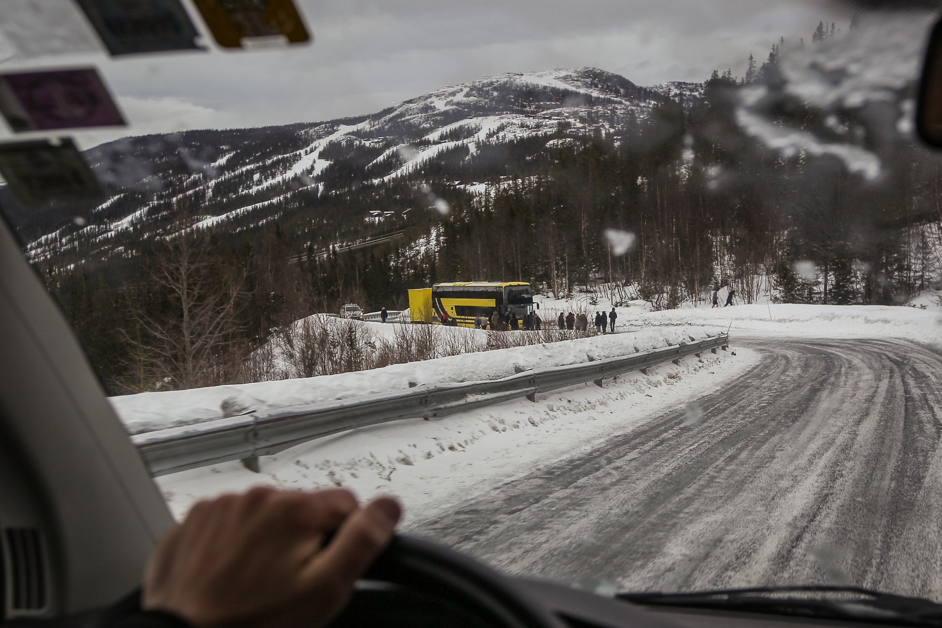 Настъпи ли ад по пътищата на България с идването на зимата