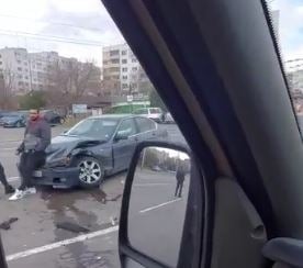 Автомеле в София, колите са за скрап СНИМКИ