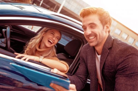 Какво взимат предвид жените и мъжете при покупка на кола, има изненади