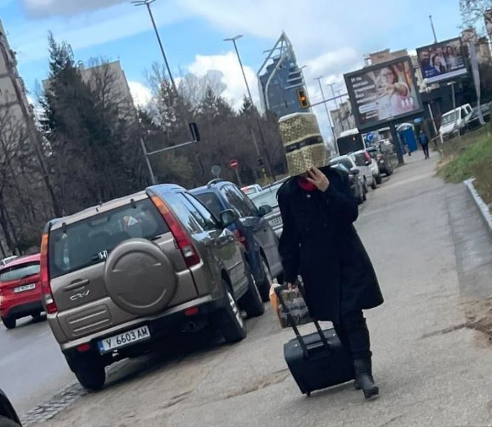 Софиянка ошашави мрежата, не е за вярване как излезе на улицата СНИМКА  