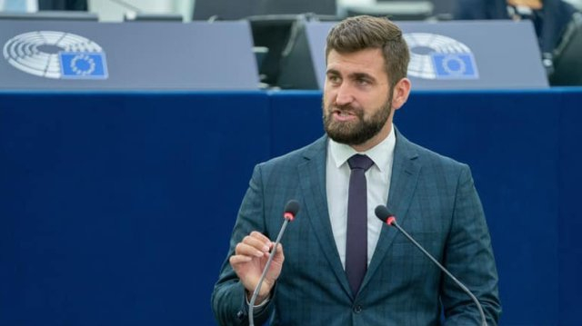 Евродепутат: Надявам се, да има грешка в доклада на МФ