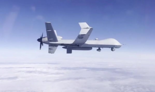 ВИДЕО от войната: Показаха видео от изтребителя Су-27, който свали американския дрон
