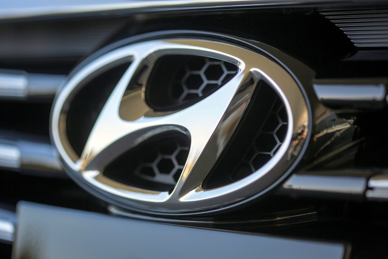 Hyundai пуска малък и евтин кросоувър за под 15 000 лева Първа СНИМКА