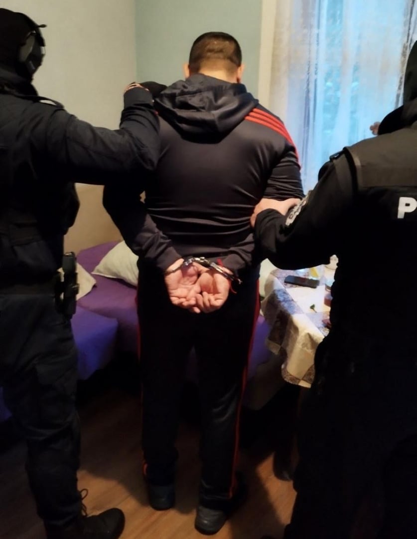 Първо в БЛИЦ! Обвиниха деветима дилъри на дрога в Пловдив!