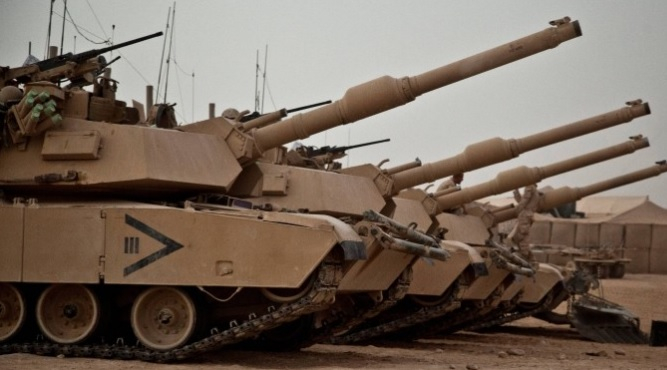 АР: Пентагонът изпраща в Украйна вехти танкове Abrams M1A1 вместо нови с обяснението, че...