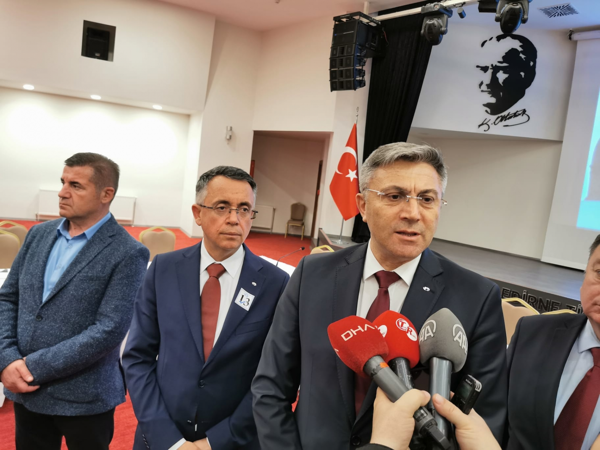 Мустафа Карадайъ пред изселници от България в Турция: Ще вкараме проблемите ви в парламента