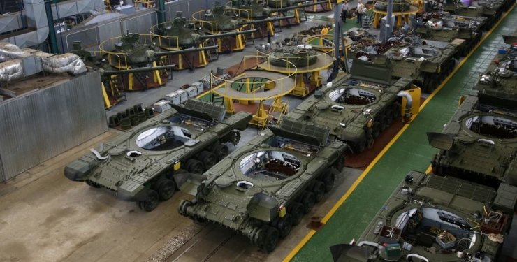 Секретен документ от Брюксел: Русия ремонтира танковете си с детайли от перални машини, внесени от ЕС
