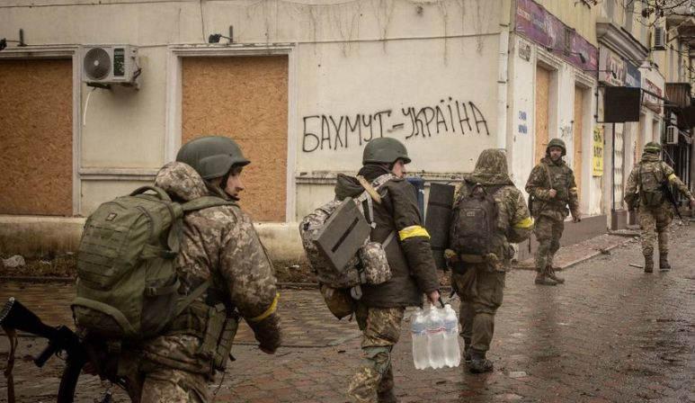 Пригожин: Битката за Бахмут почти унищожи украинската армия