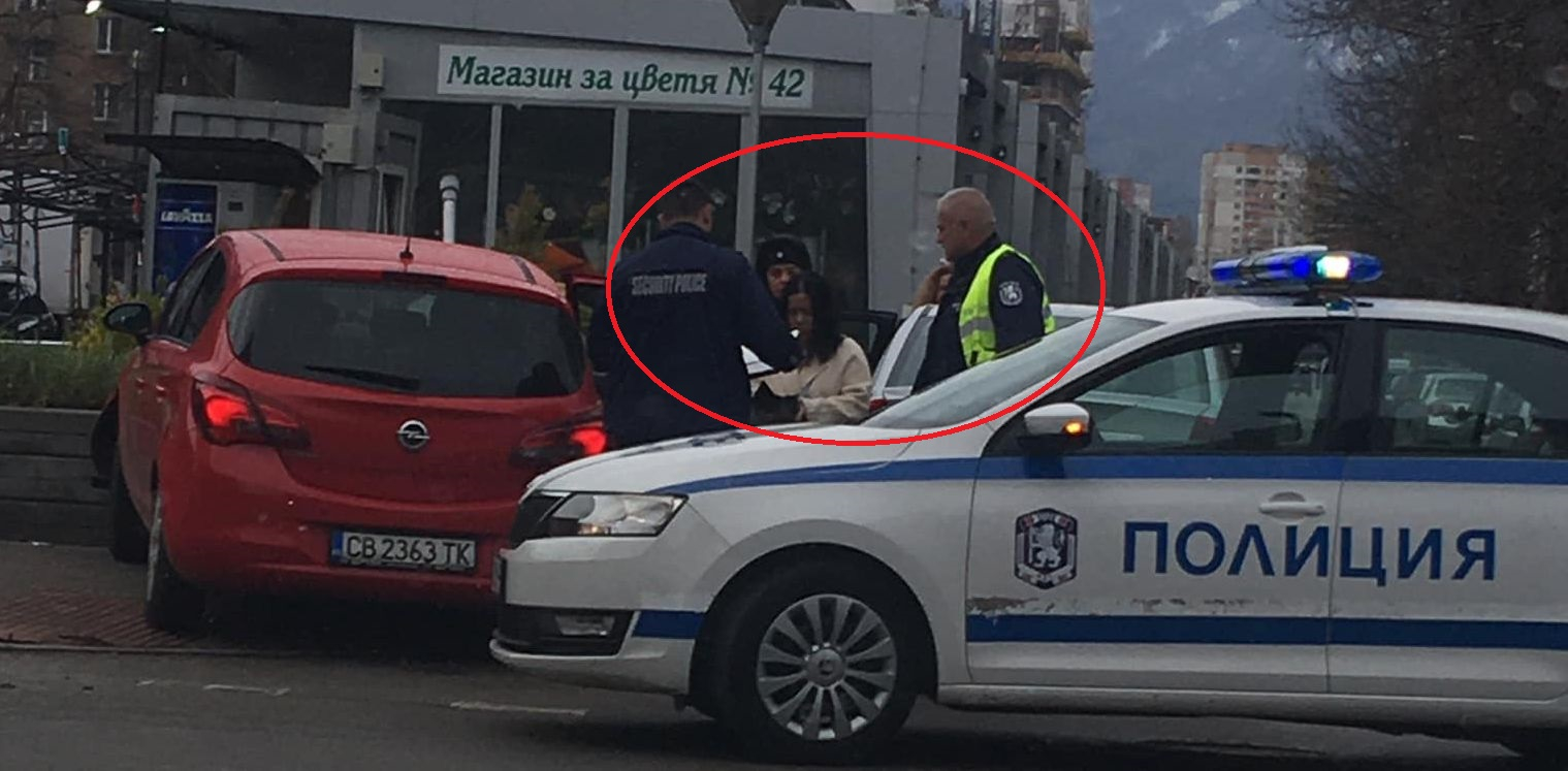 Зрелище в БЛИЦ! Талантлива шофьорка духа на полицаи в центъра на София заради… СНИМКИ