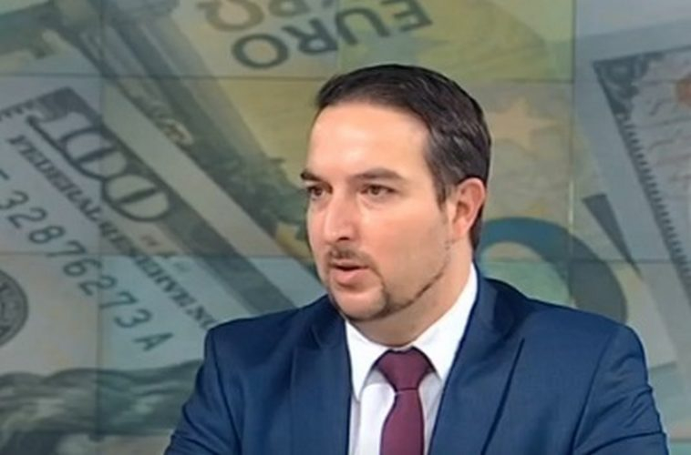 Макроикономист: Бюджетът на България свети в червено, трябва веднага да...